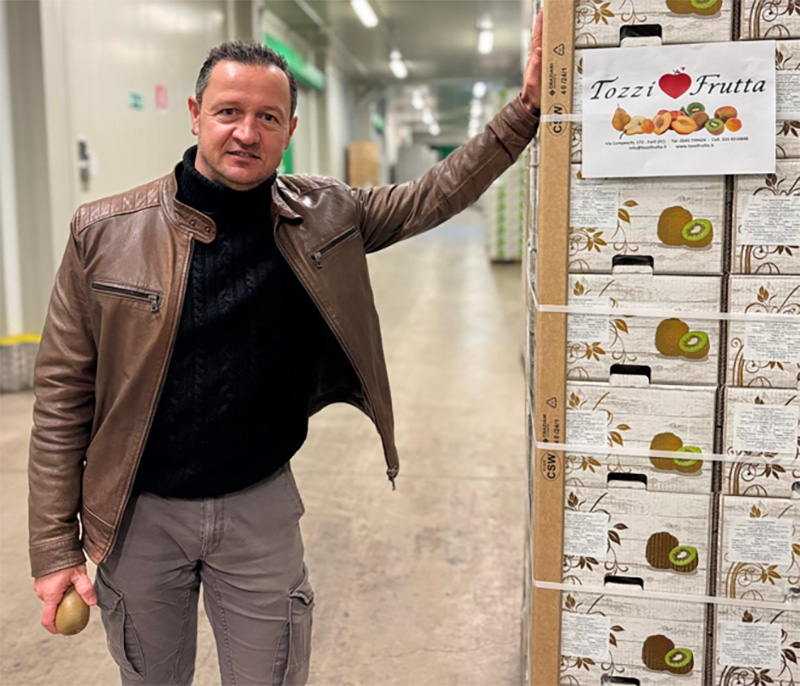 Cristian Tozzi, imprenditore agricolo e responsabile commerciale della Tozzi Frutta di Forlì